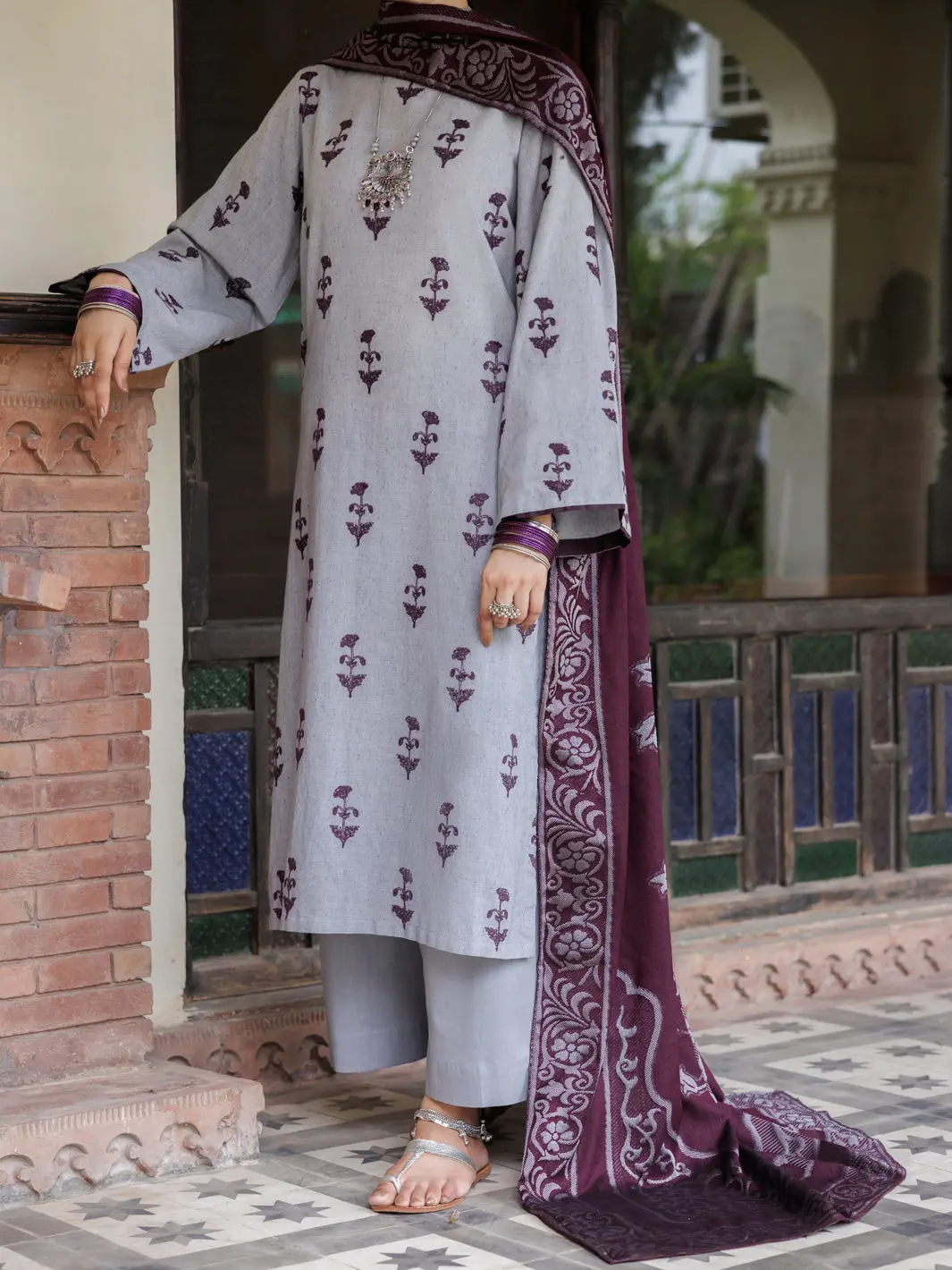 Grey Dobby  3Pc Unstitched - Awp-3Ps-650 1