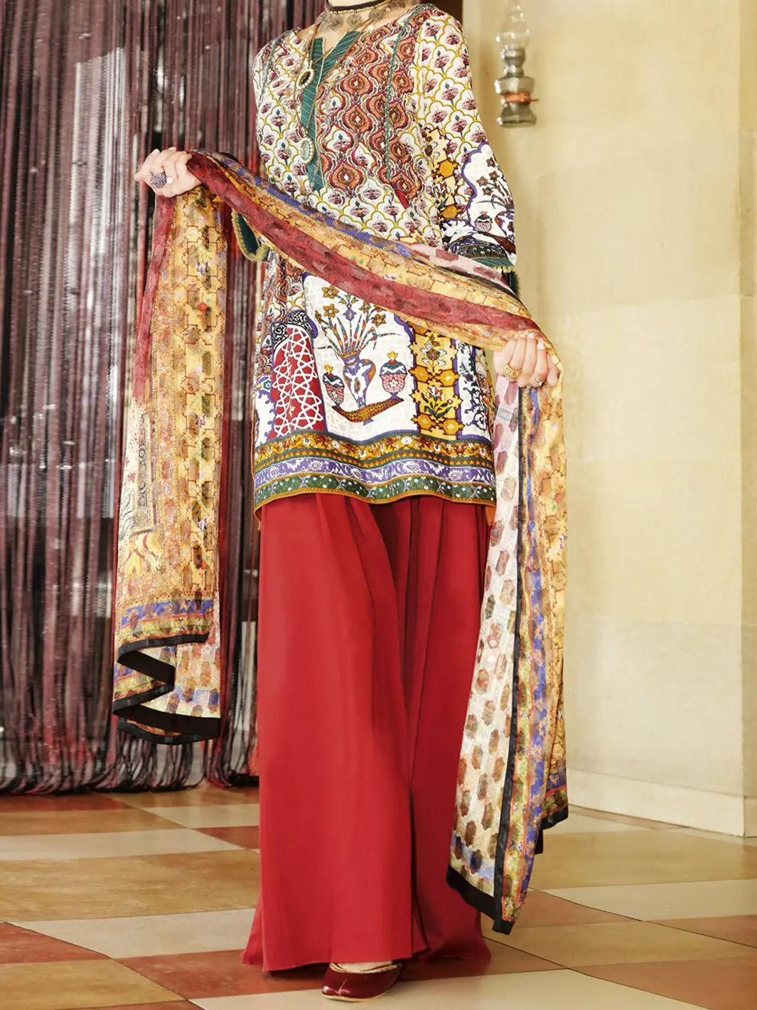 Mehroon Lawn 3Pc Unstitched - Alp-668 1