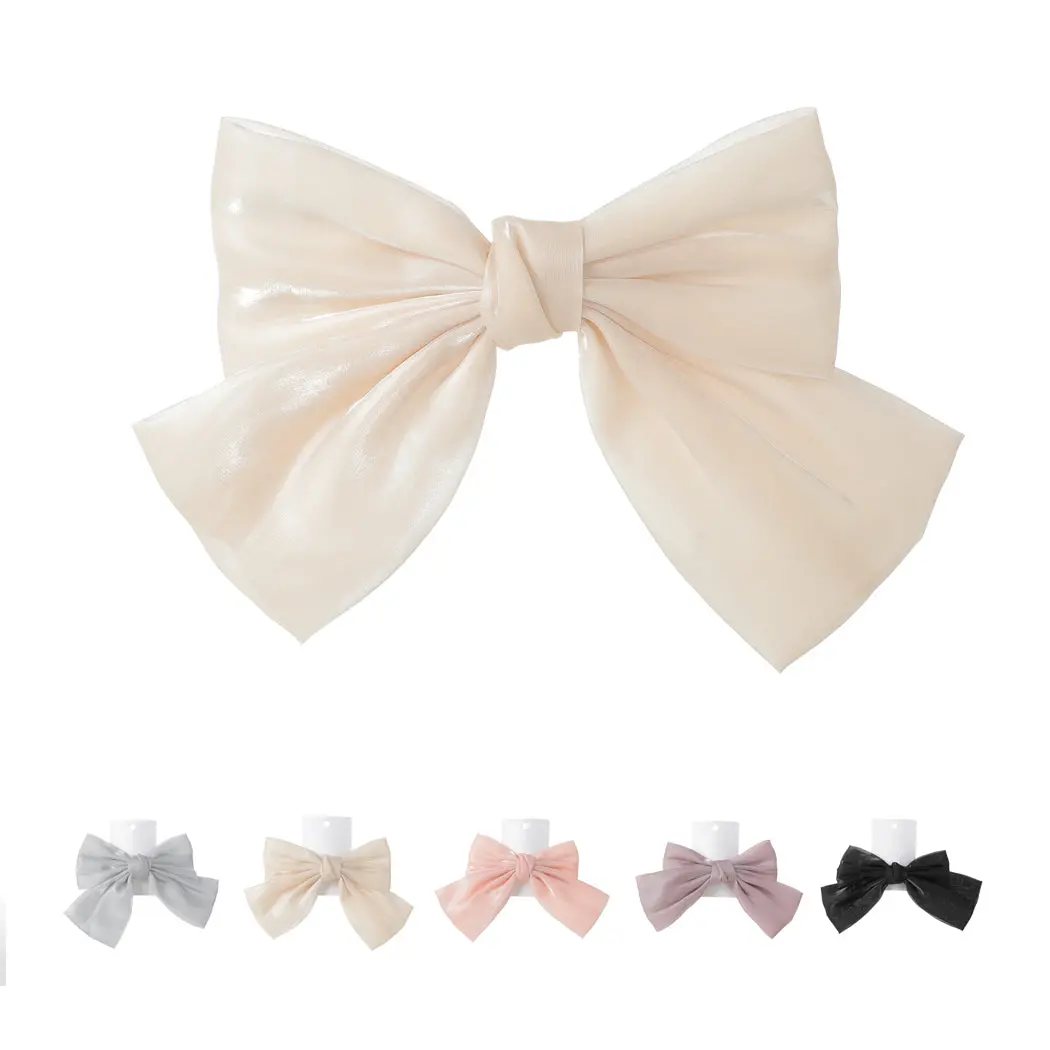 Korean Style Lustrous Bowknot Hair Clip (1 Pc) 1