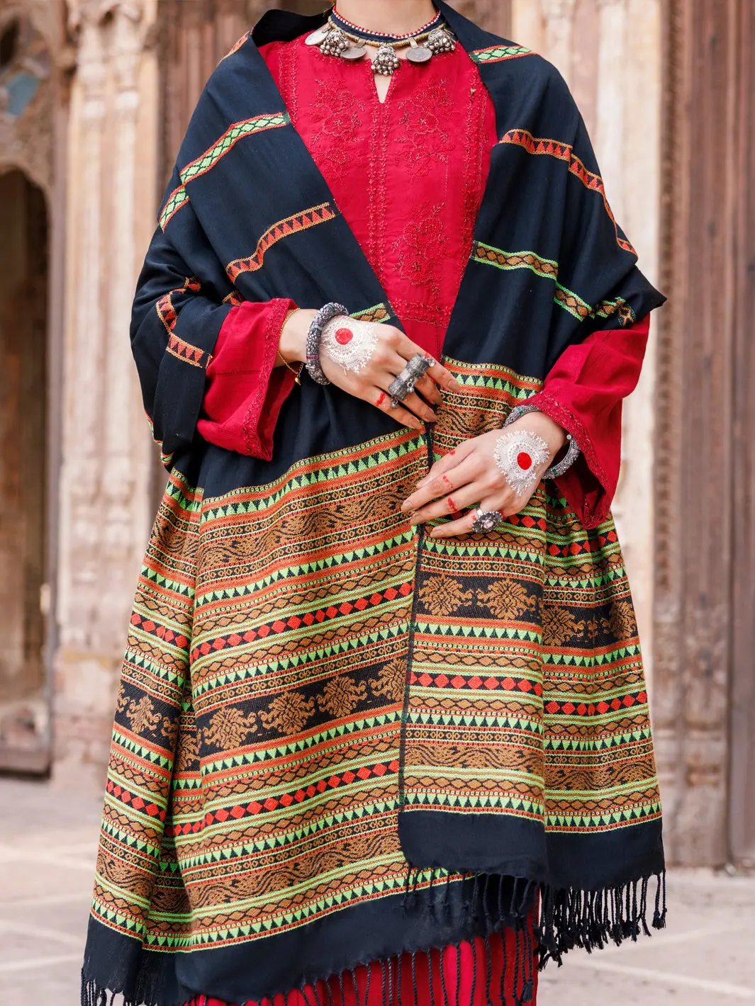 Black Yarn Dyed Shawl - Awp-St-728 1