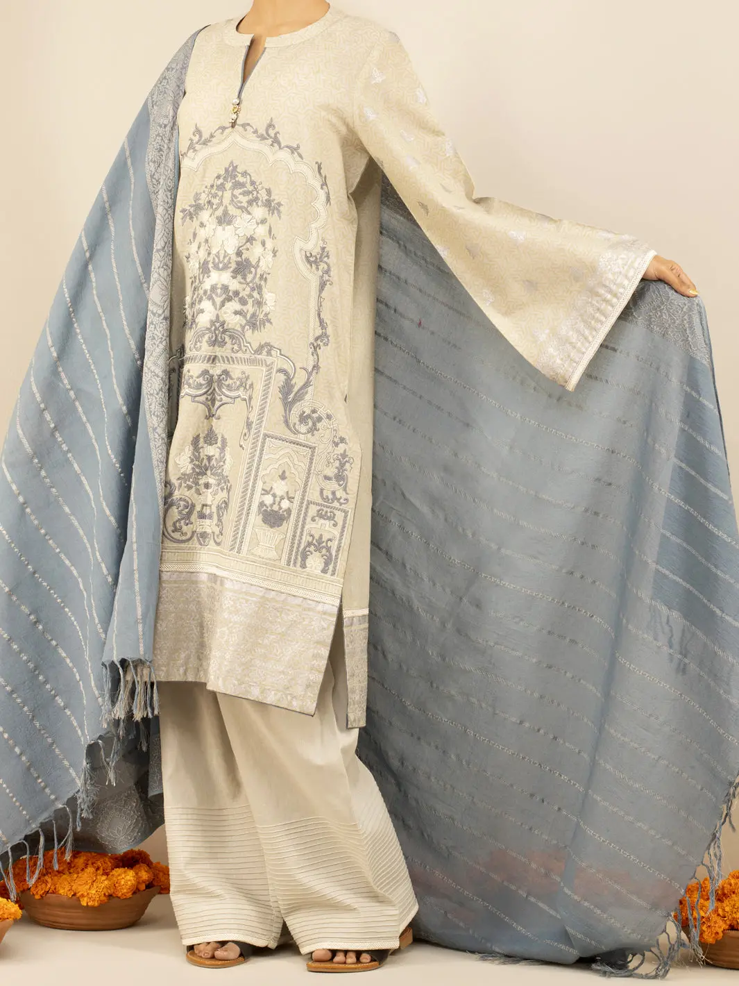 Grey Lawn 3Pc Unstitched - Alp-3Ps-848 1