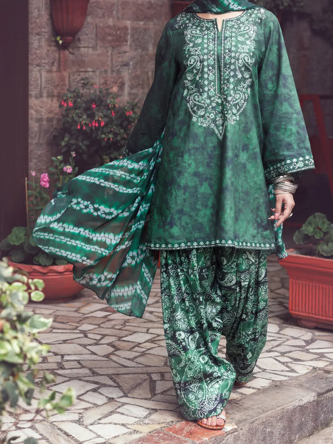 Green Cambric 3Pc Stitched - Awp-3Ps-887 1