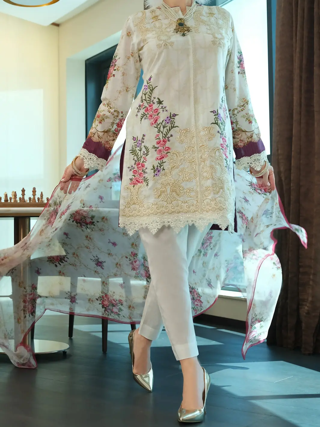 White Lawn 3Pc Stitched - Alp-3Ps-893 1