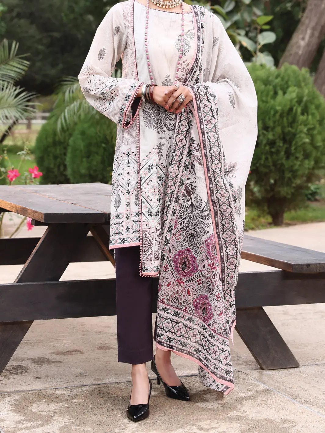 Grey Lawn 3Pc Stitched - Alp-3Ps-928 1