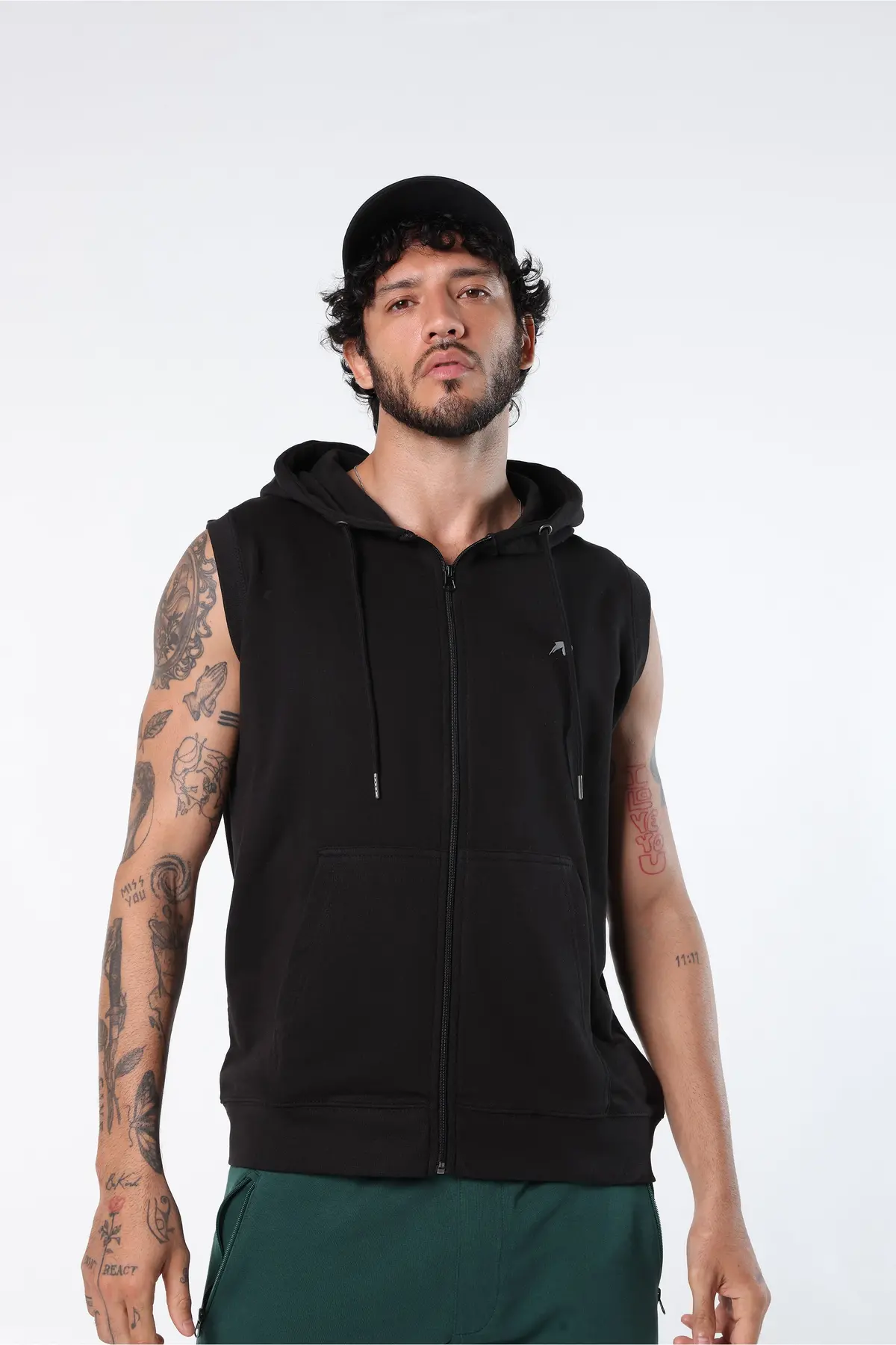 Athleisure Sleeveless Hoodie 1
