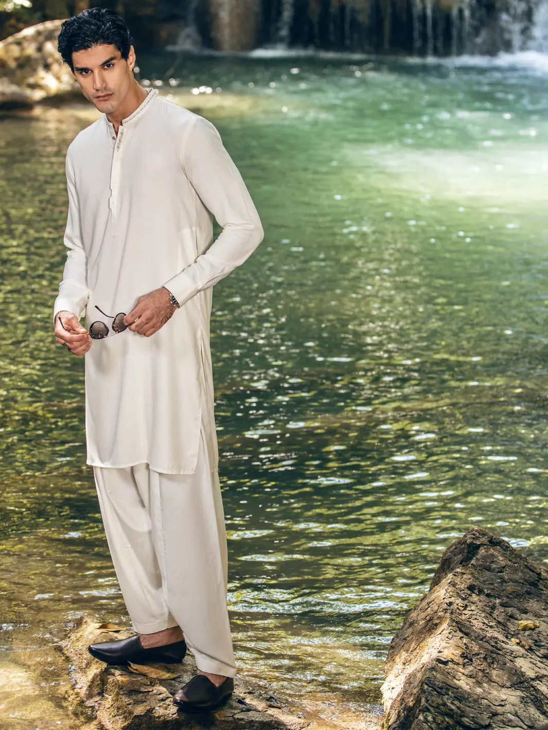 Off White Kameez Shalwar - Al-Ks-2825 1