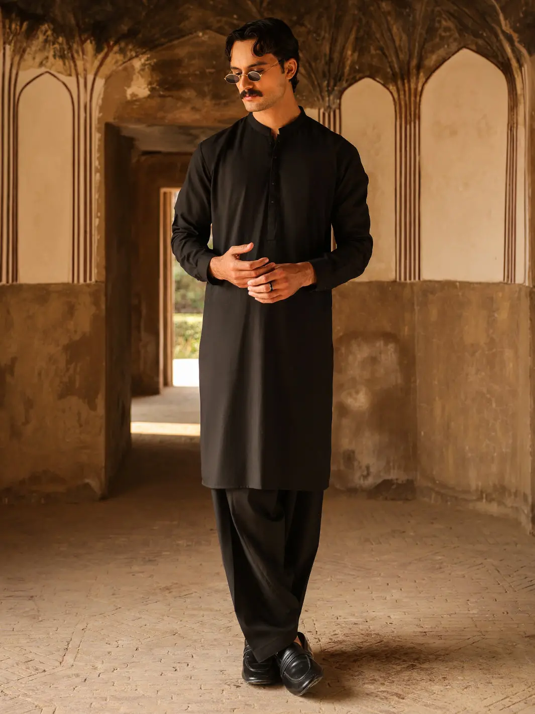Black Cut & Sew Kameez Shalwar - Al-Ks-3311 1