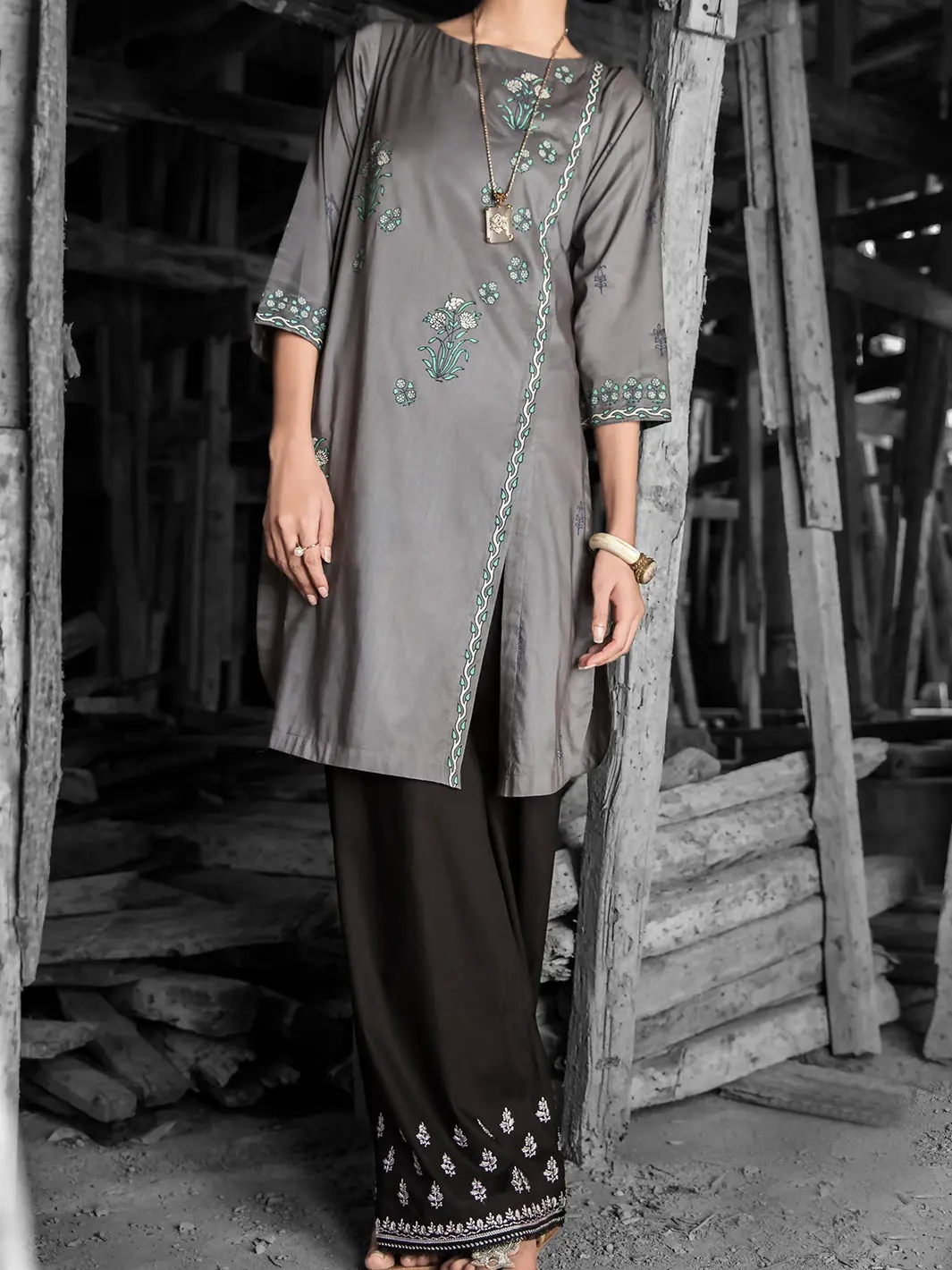 Grey Bunnat Tunic - Lk-701 1