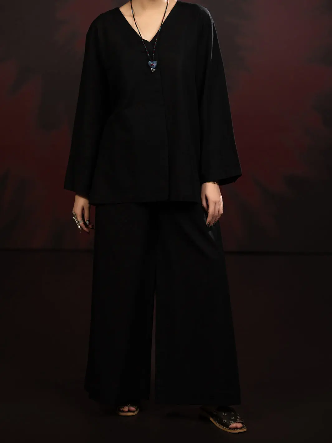 Black Light Slub Khaddar 2Pc Stitched - Al-2Ps-Lks-1085 1