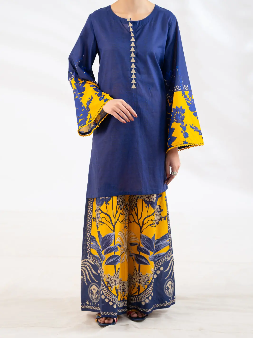 Blue Lawn 2Pc Stitched - Al-2Ps-Lks-1114 1