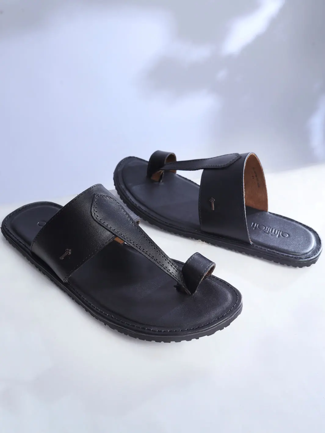 Black Leather Kolhapuri Chappal - Al-Mfw-Kc-164 1
