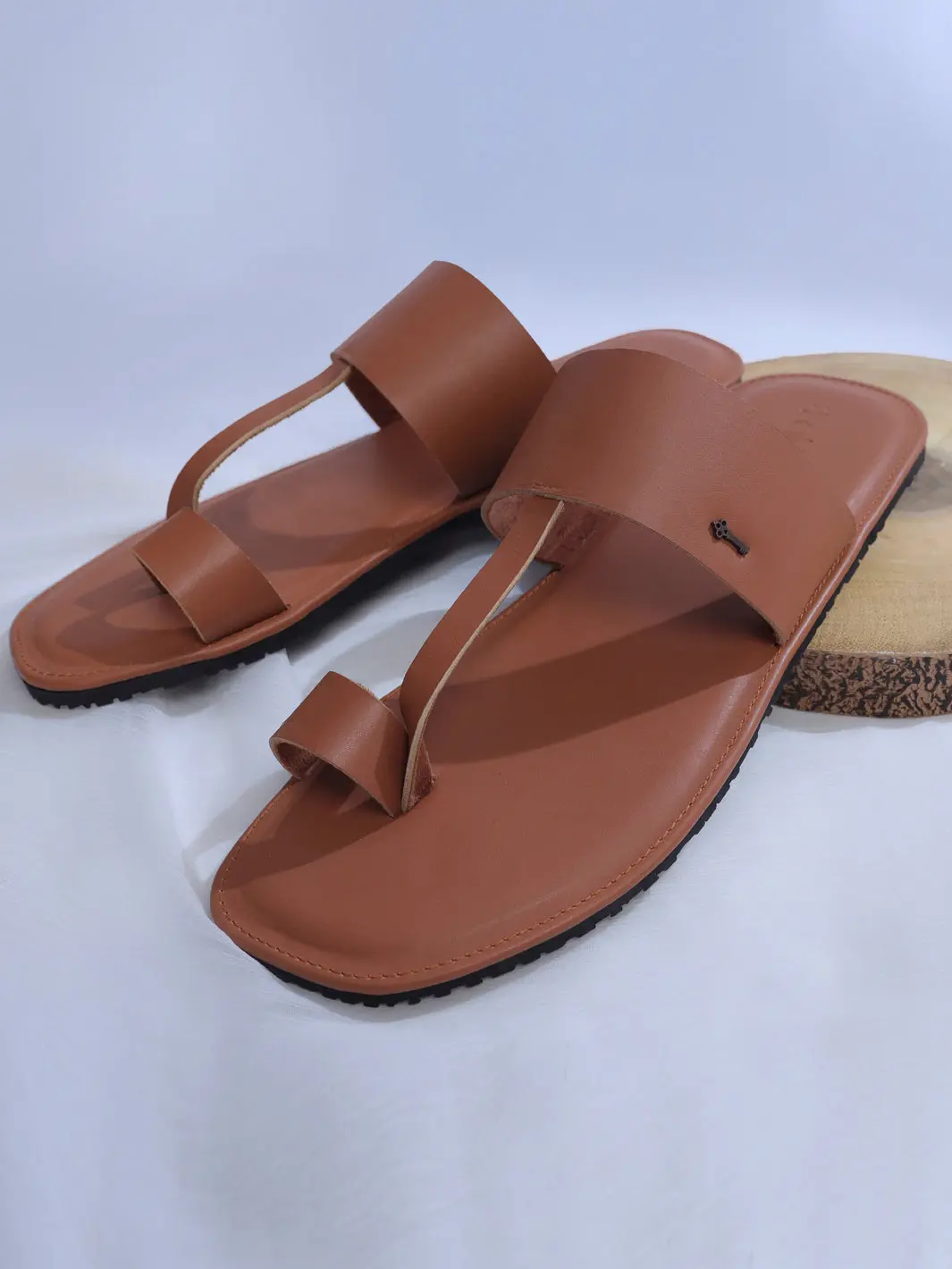 Brown Leather Kolhapuri Chappal - Al-Mfw-Kc-170 1