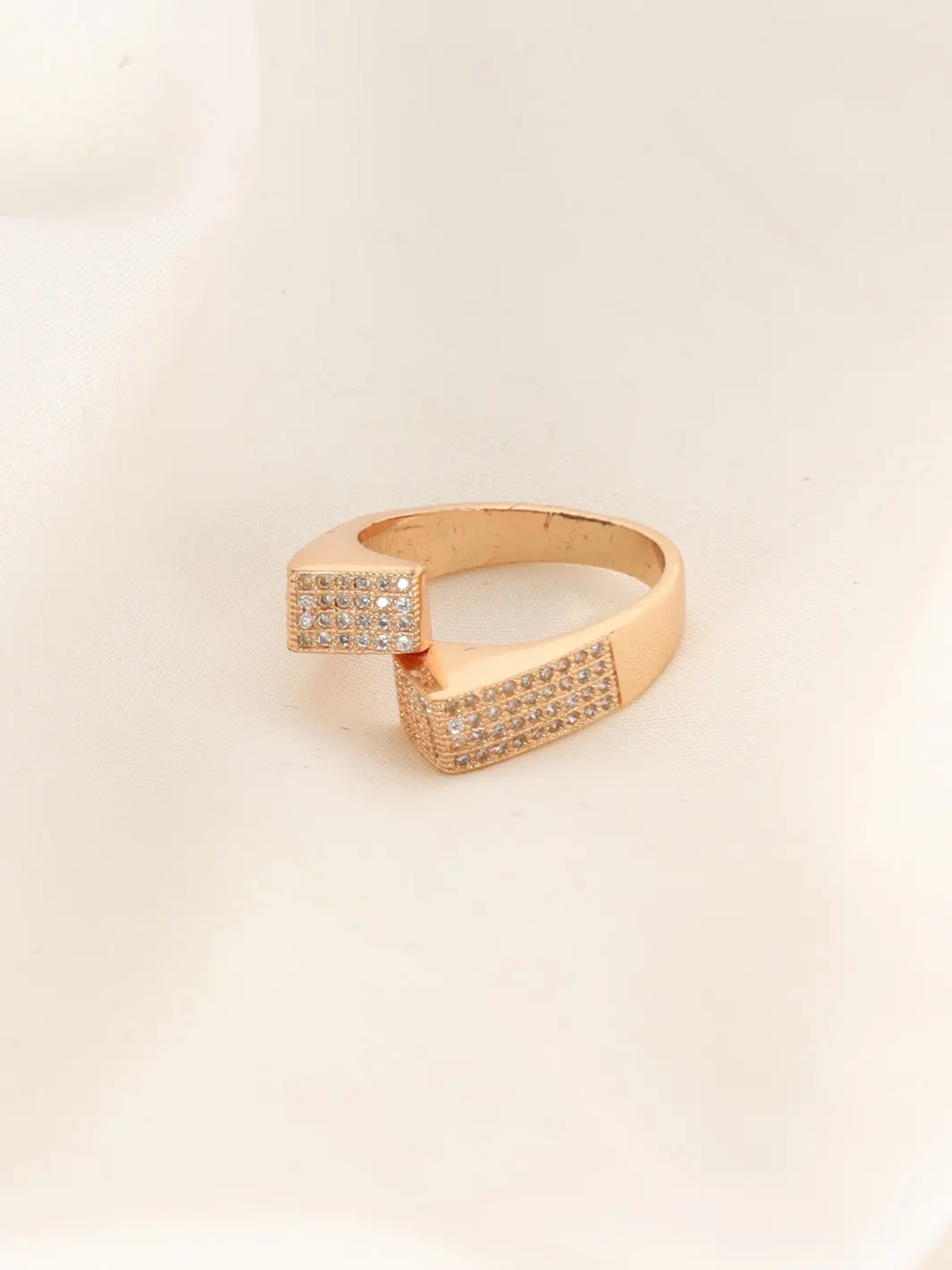 Ring - Al-Rn-678 1