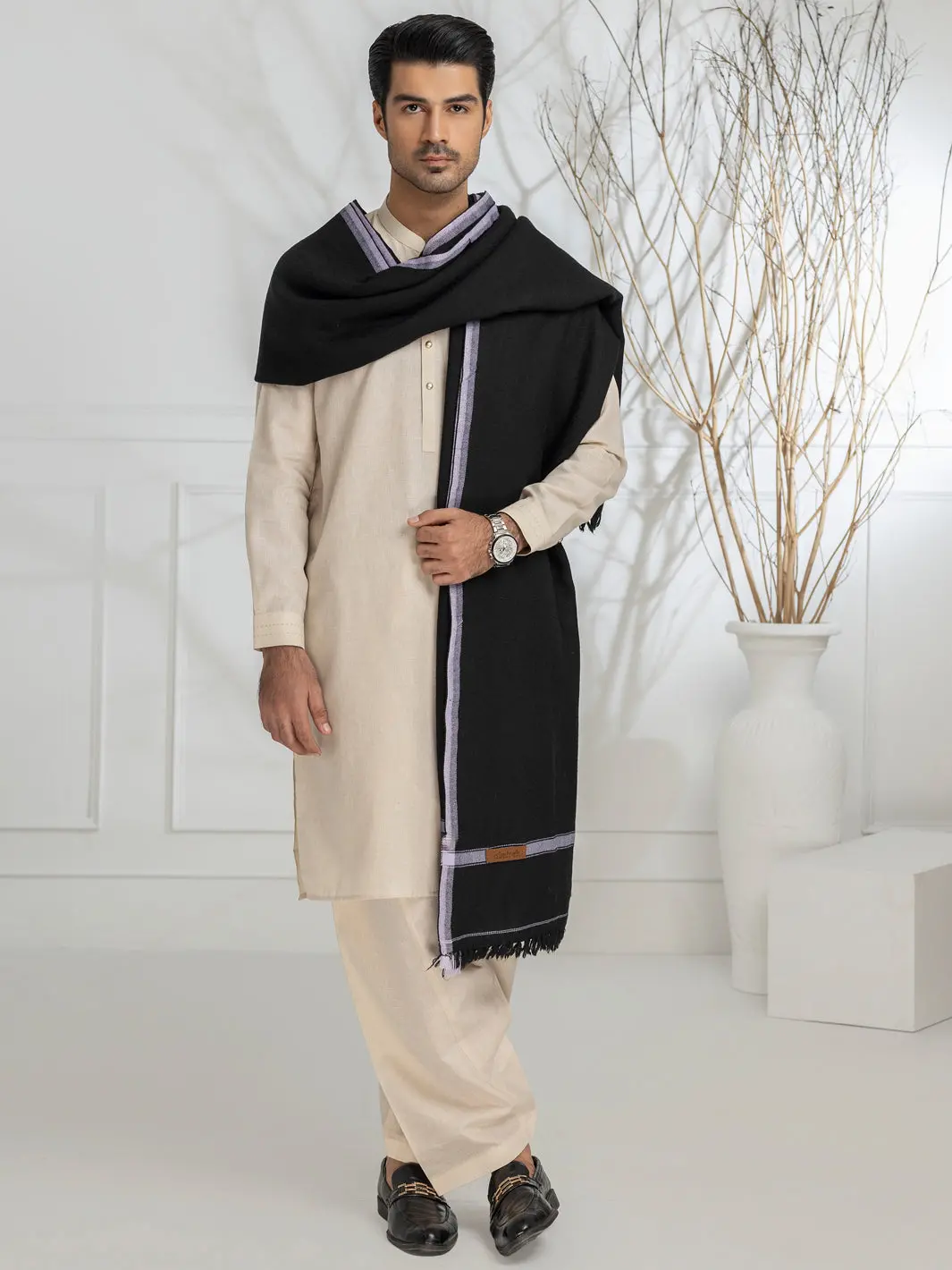 Black Blended Shawl - Al-Sh-030 1