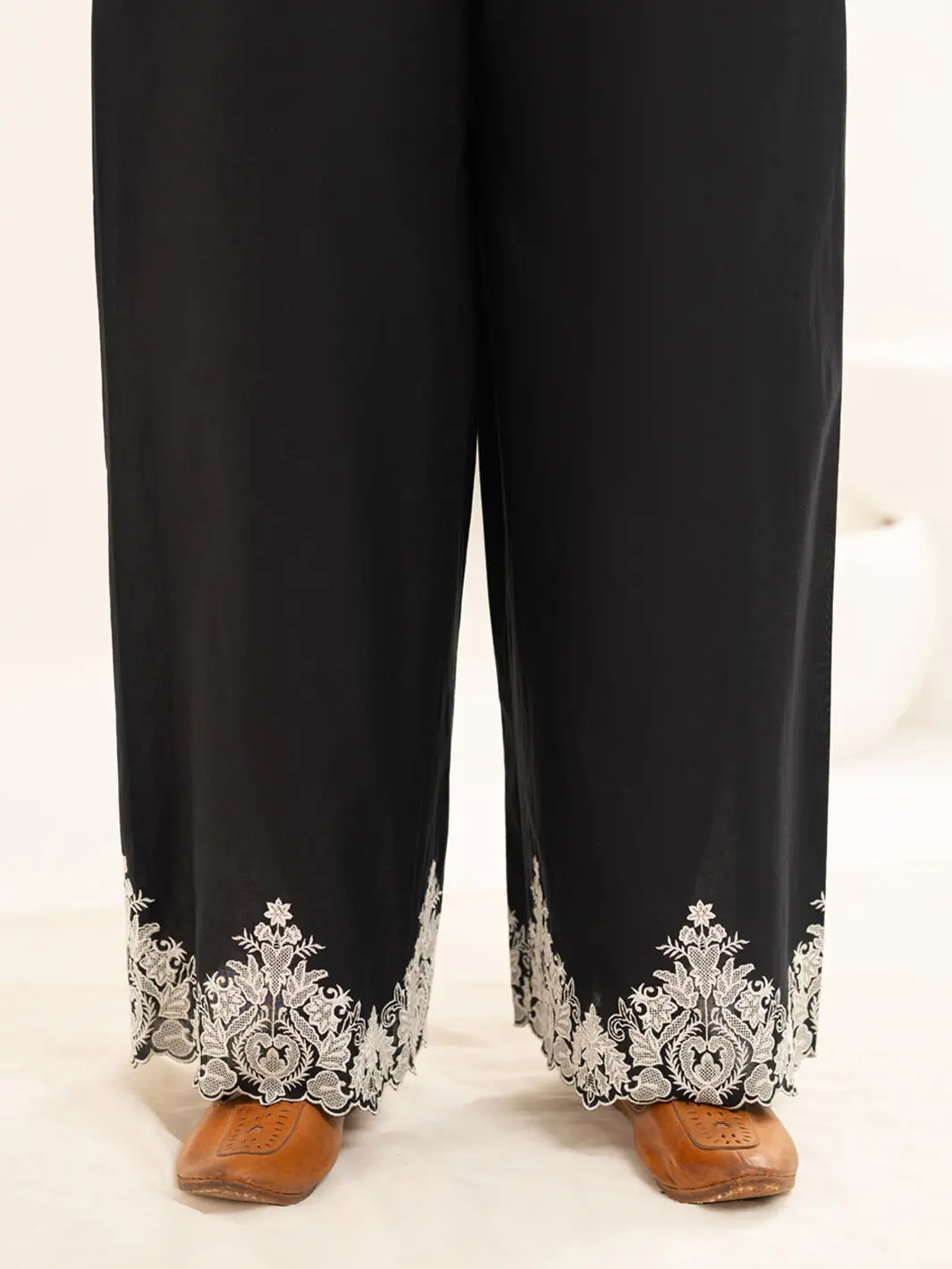 Black Cambric Casual Trousers - Al-T-806 1