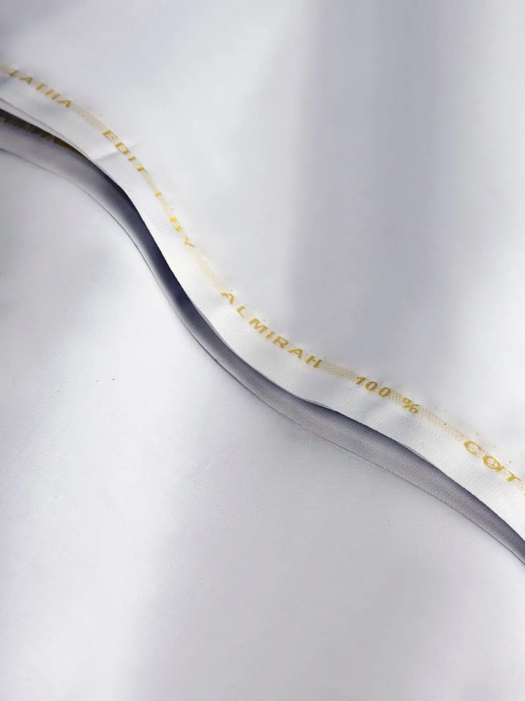 White Cotton Latha Unstitched Fabric - Al-Un-Lth-15079 1