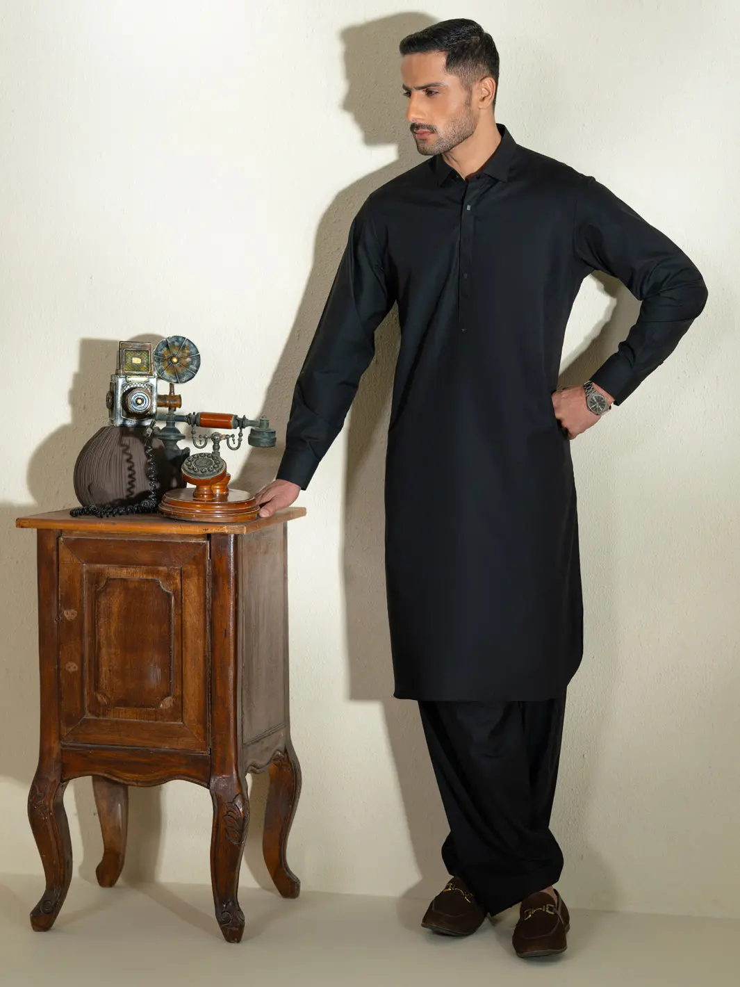 Black Kameez Shalwar - Alwa-Ks-595 1