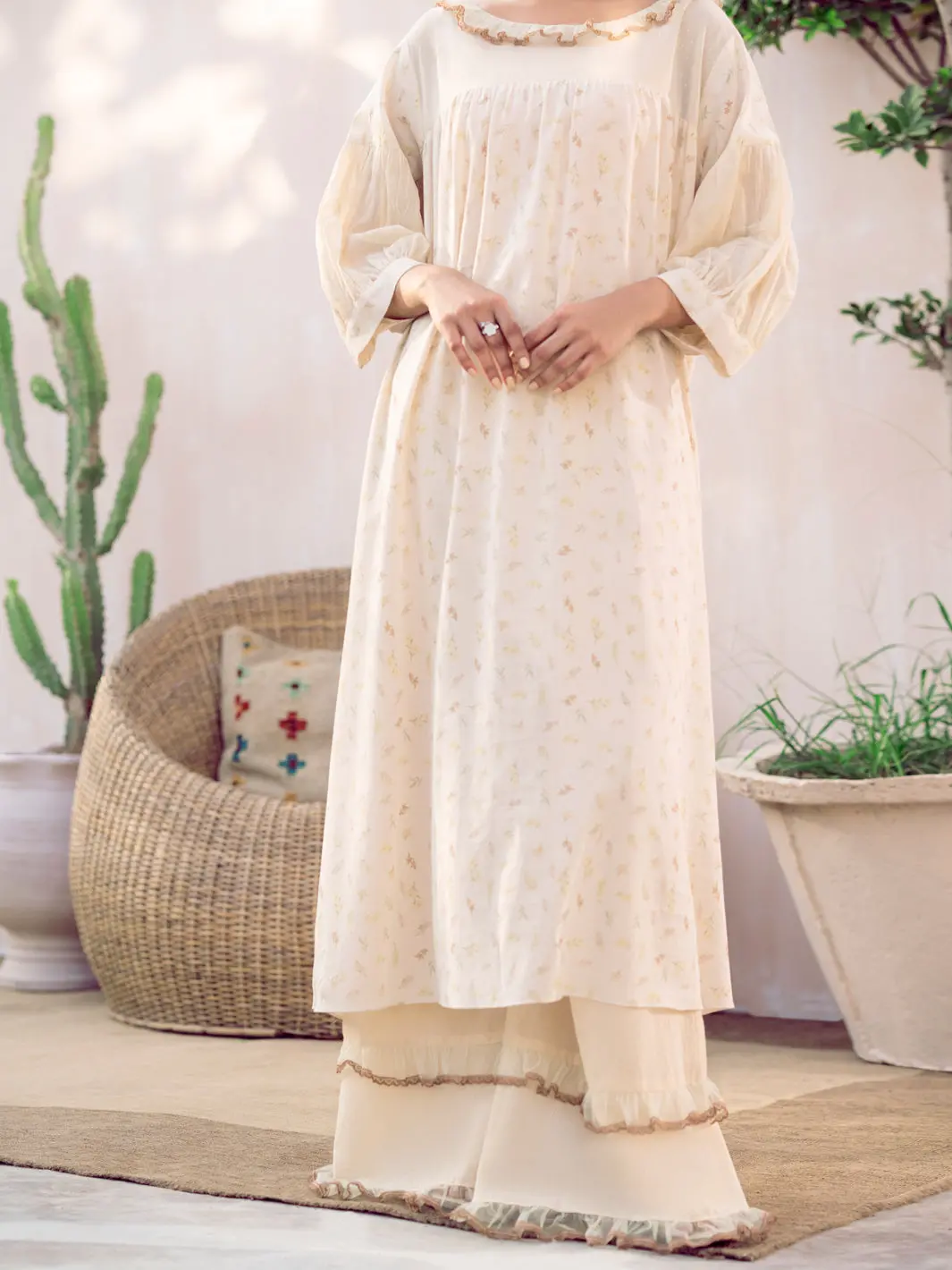 Off White Kurti - Alcr-Lk-1080 1