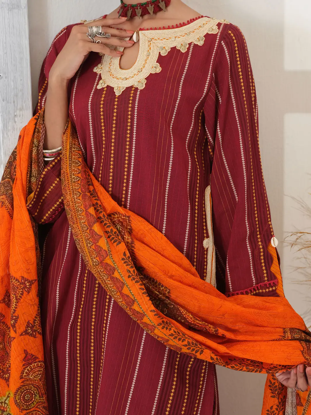 Maroon Yarn Dyed Jacquard 3Pc Stitched - Alp-3Ps-1052/S 4
