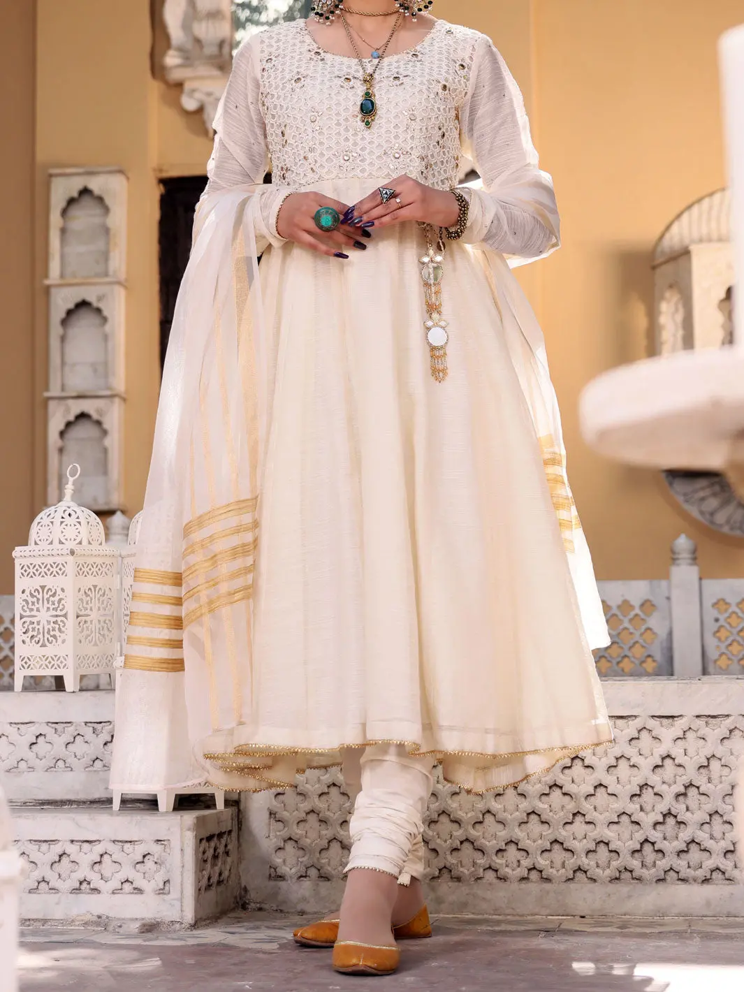 White Khaddi 3Pc Stitched - Alp-3Ps-1072/S 1