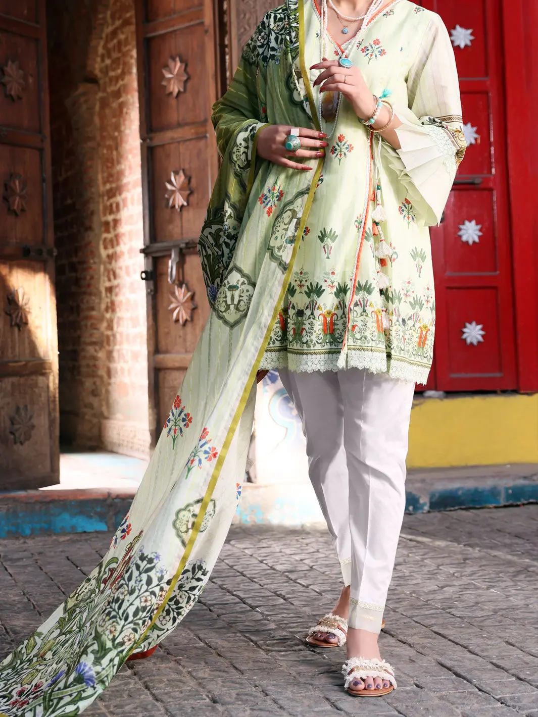 Pista Green Lawn 2Pc Unstitched - Alp-2Ps-1105 1
