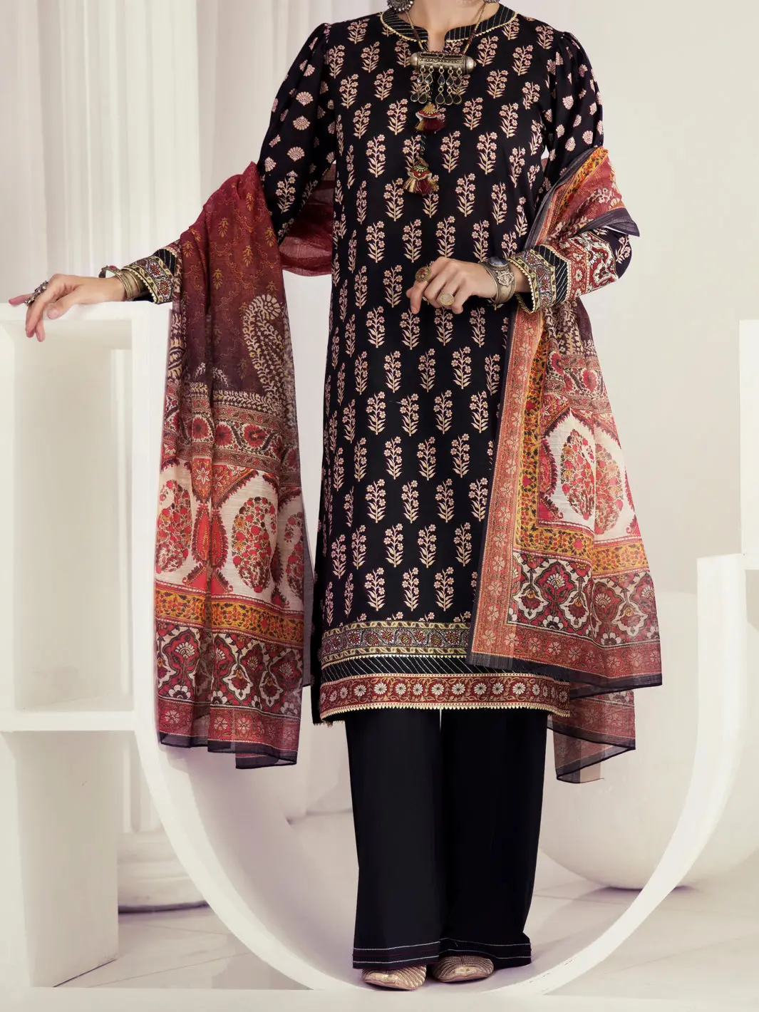 Black Lawn 3Pc Unstitched - Alp-3Ps-1243 1
