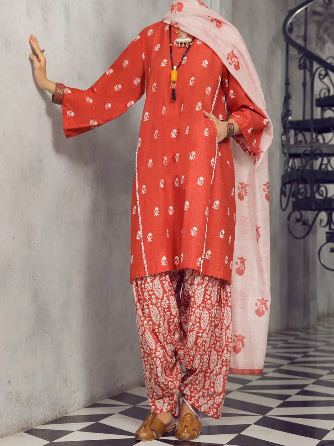 Red Lawn 3Pc Stitched - Alp-3Ps-1294 1