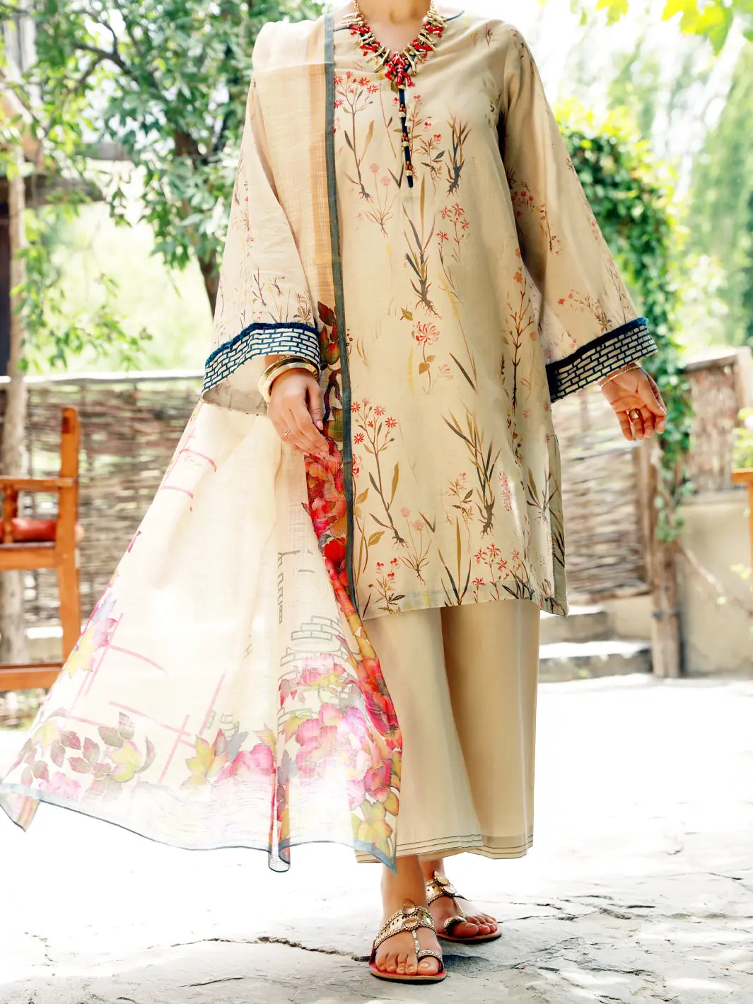 Beige Lawn 3Pc Stitched - Alp-3Ps-1378 1