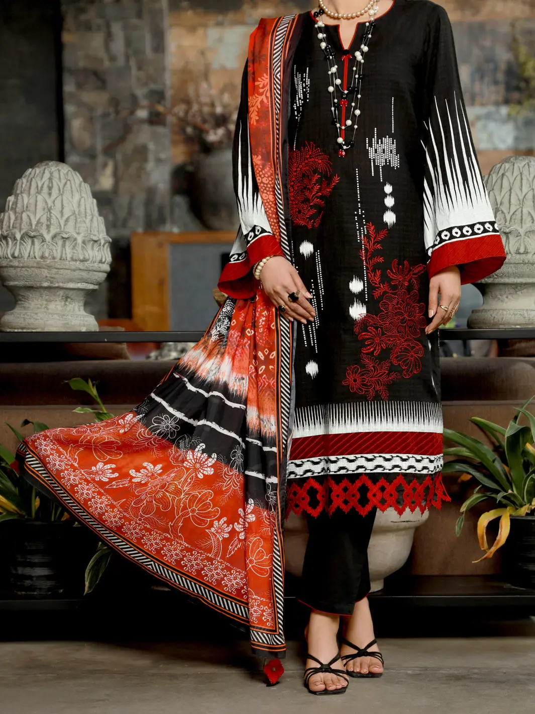 Black Jacquard 3Pc Unstitched - Alp-3Ps-1389 1
