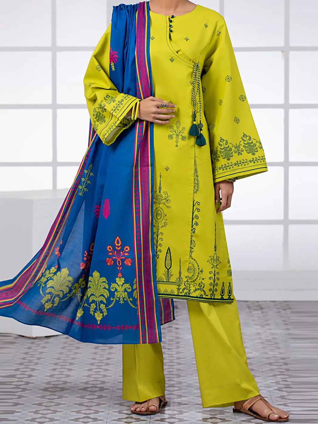 Green Lawn 2Pc Unstitched - Alp-2Ps-1445B 1