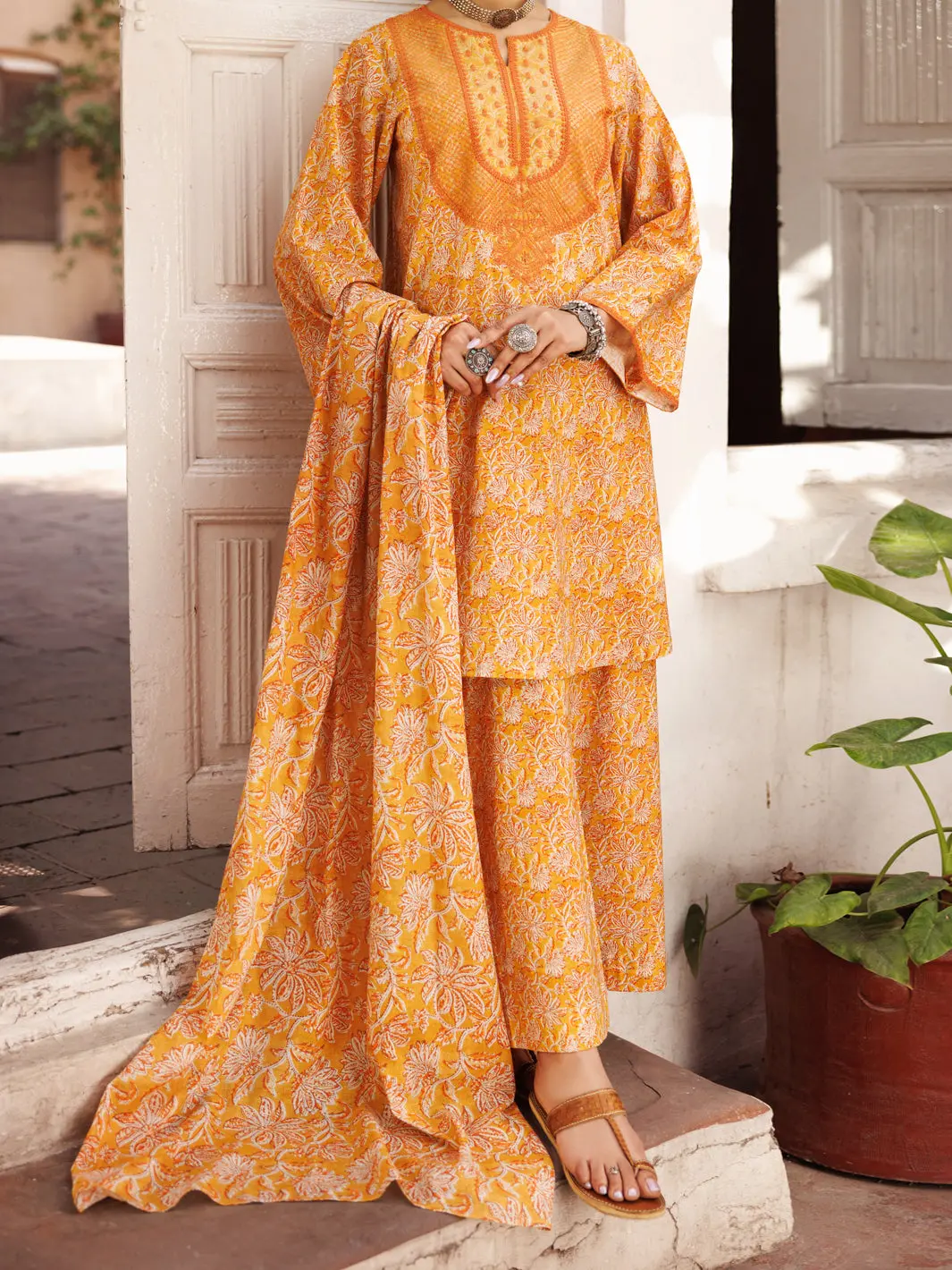 Mustard Lawn 3Pc Stitched - Alp-3Ps-2131 1