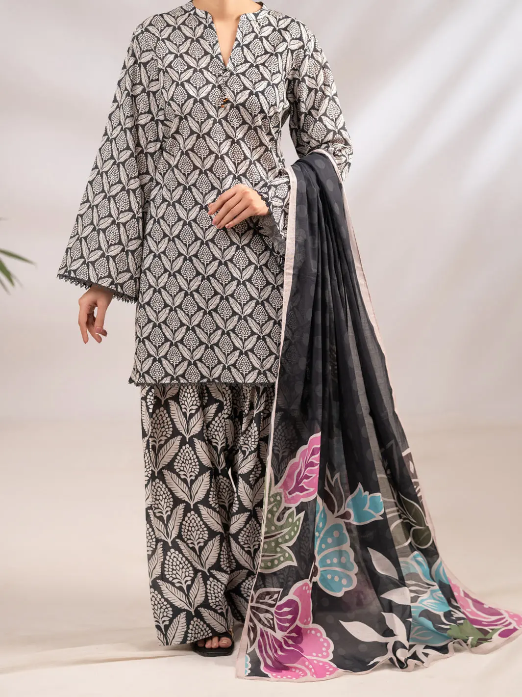 Grey Lawn 3Pc Stitched - Alp-3Ps-2317 1