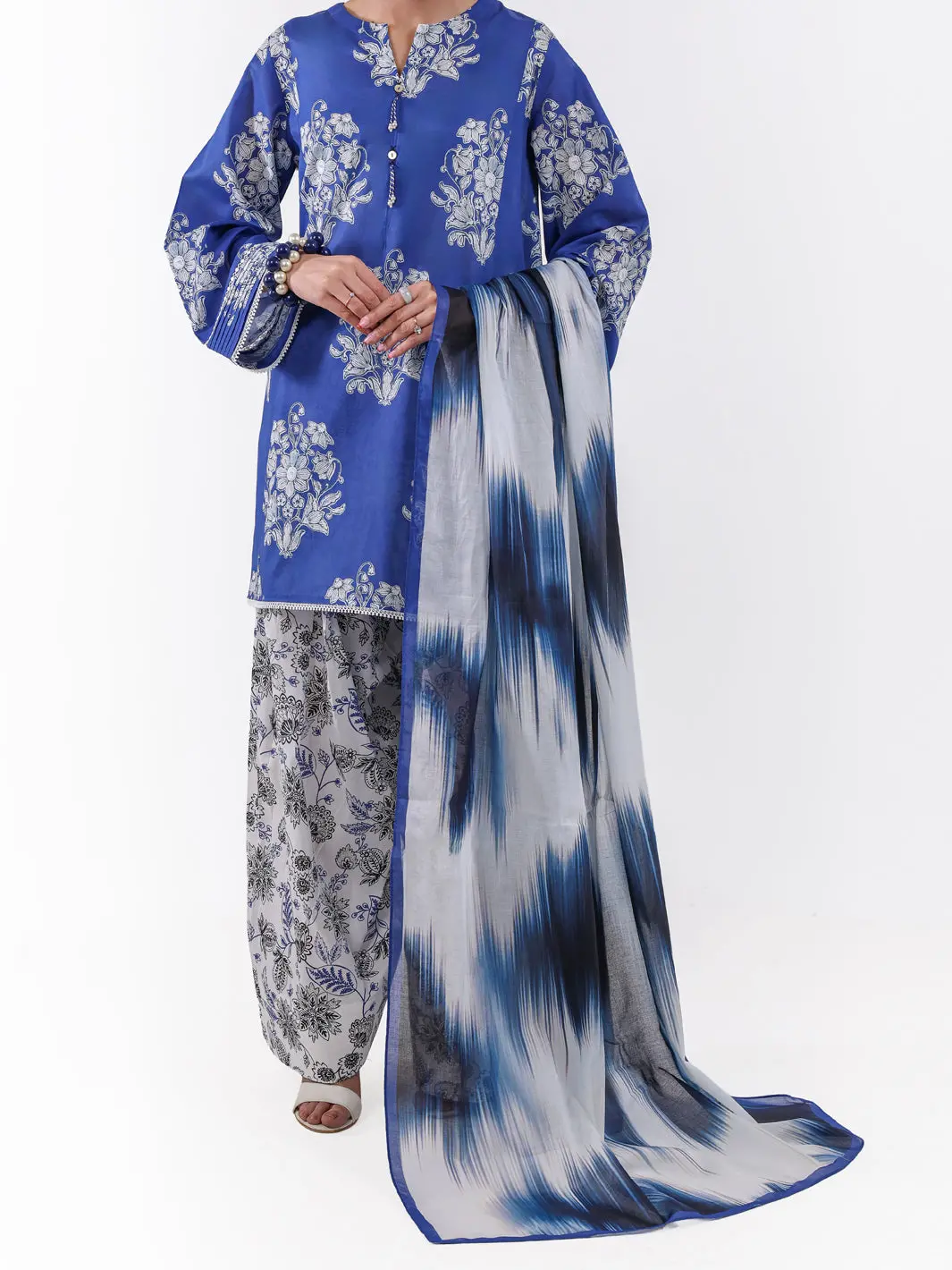 Blue Lawn 3Pc Unstitched - Alp-3Ps-2385 1