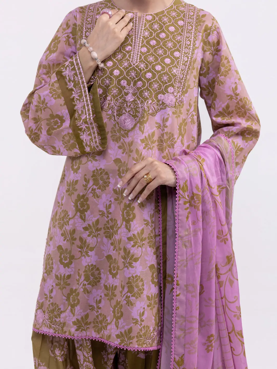 Pink Lawn 3Pc Unstitched - Alp-3Ps-2409 2
