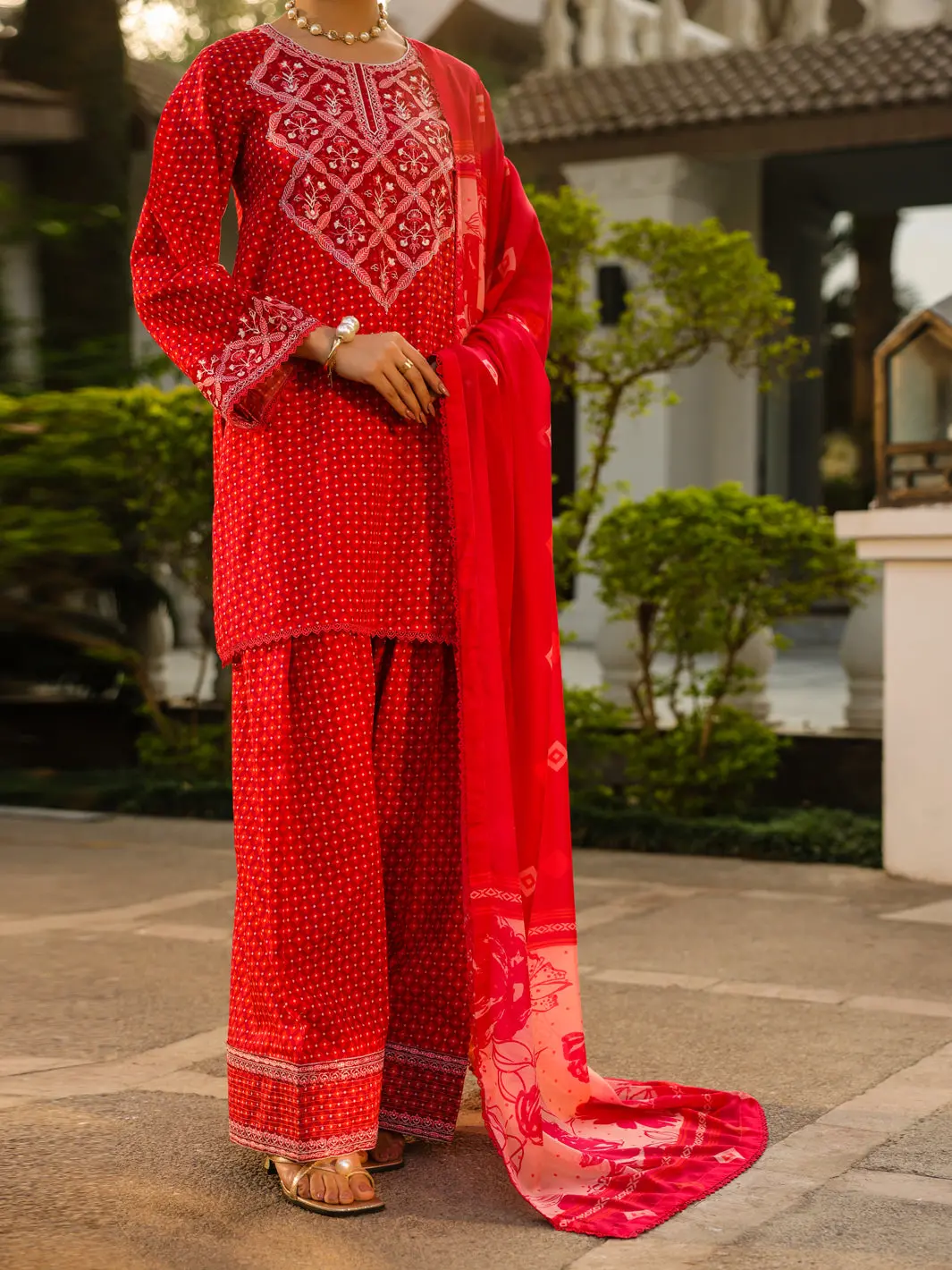 Fuchsia Lawn 3Pc Unstitched - Alp-3Ps-2424 1