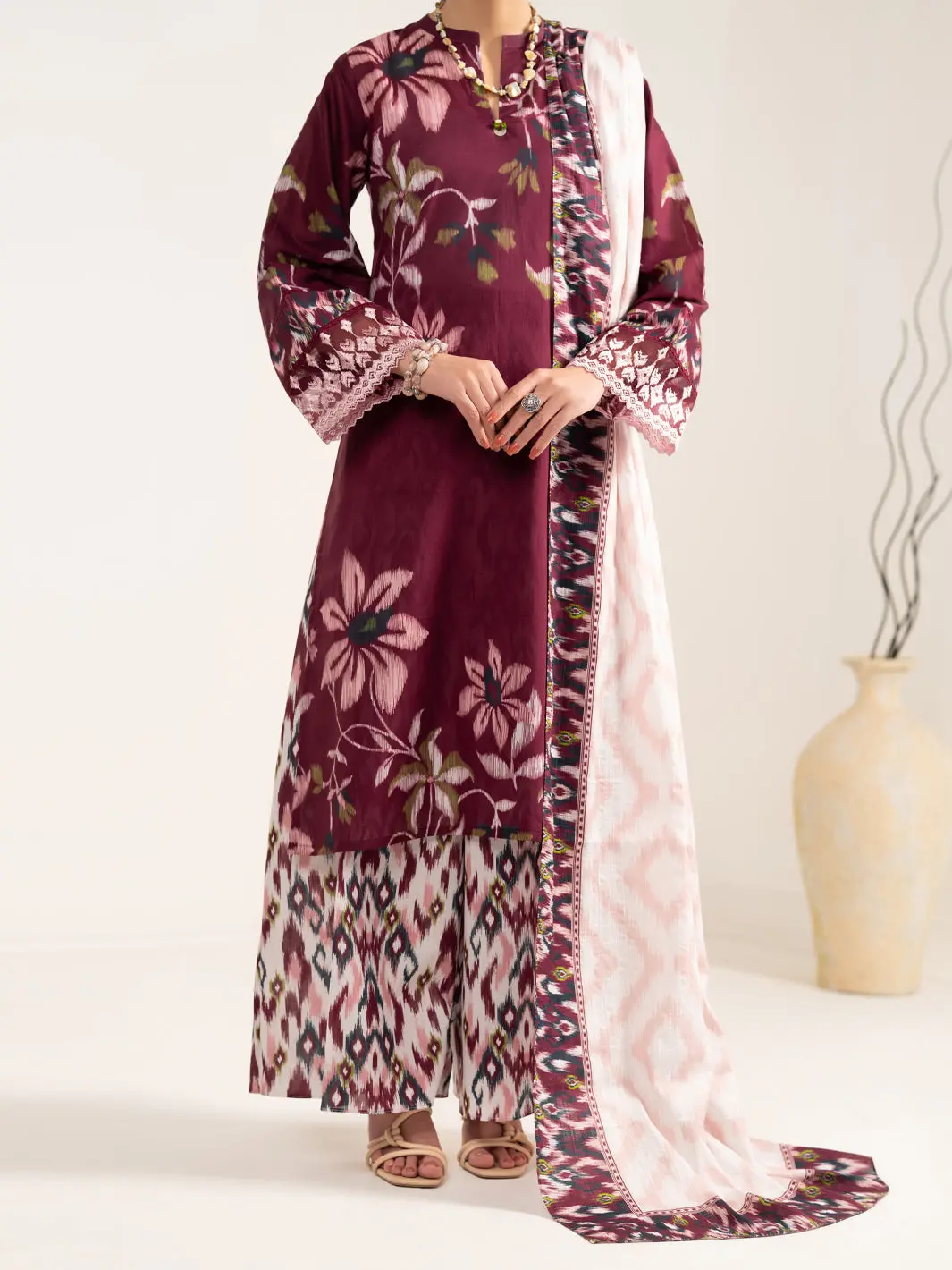 Maroon Lawn 3Pc Unstitched - Alp-3Ps-2431 1