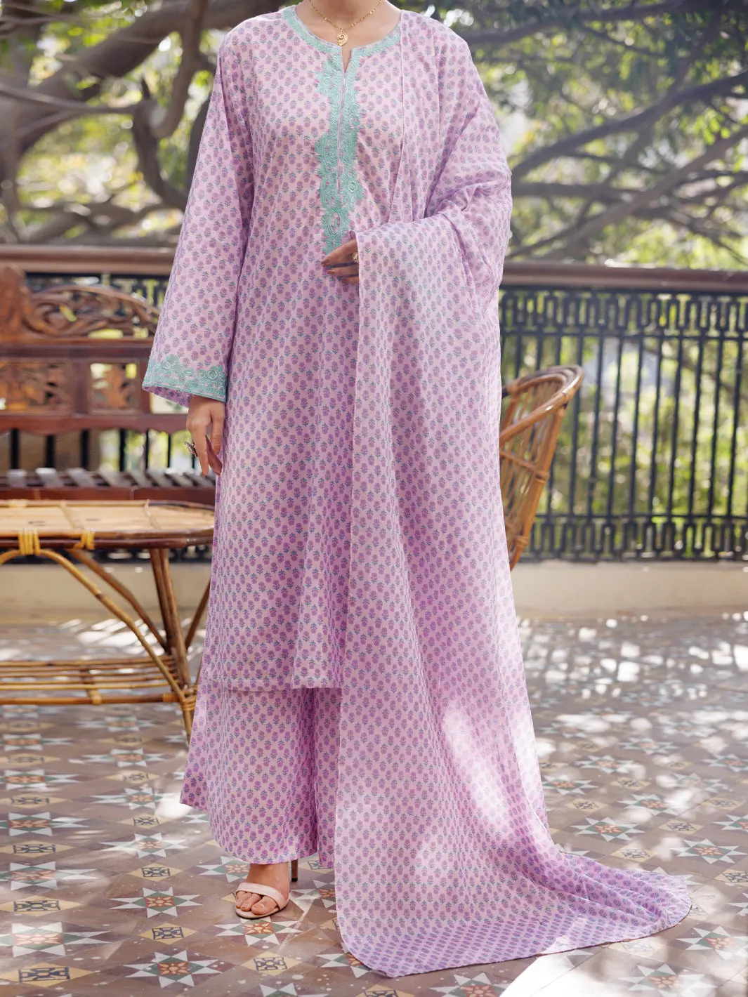 Light Purple Lawn Stitched 3Pc - Alp-3Ps-2573 1