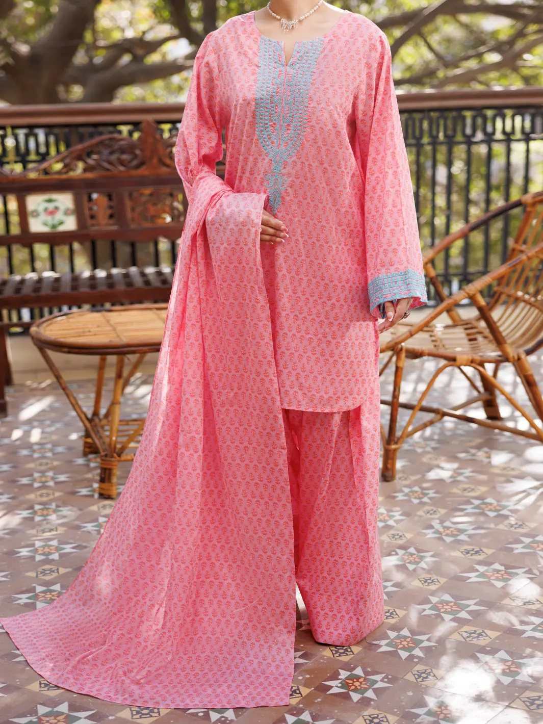 Pink Lawn Stitched 3Pc - Alp-3Ps-2574 1
