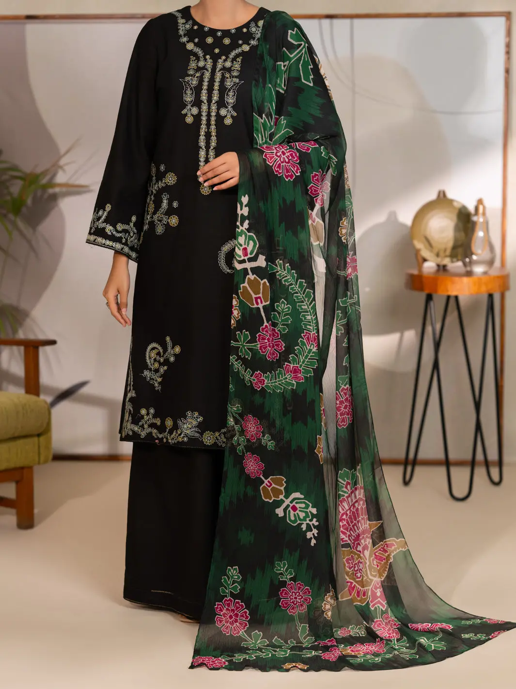 Black Lawn Unstitched 3Pc - Alp-3Ps-2731 1