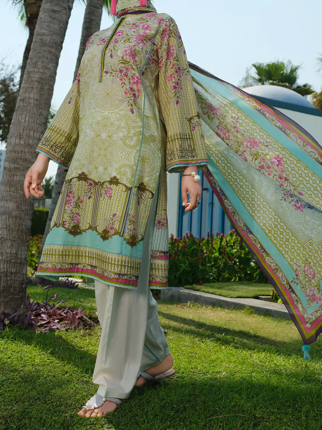 Olive Lawn 3Pc Stitched - Alp-3Ps-784 1