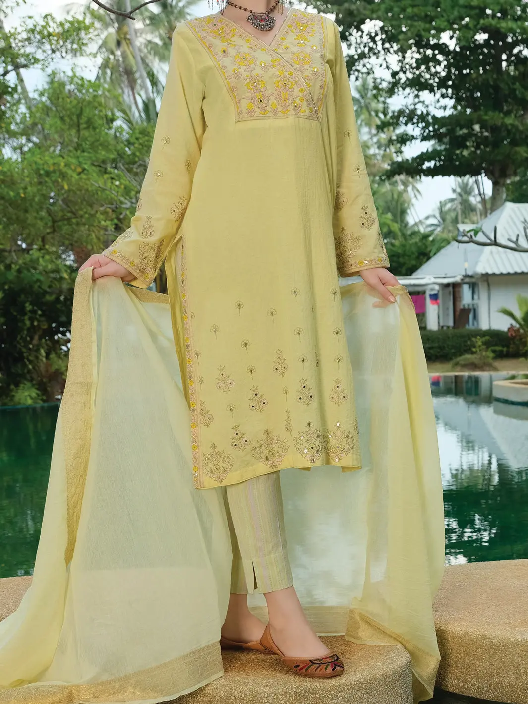 Lime Yellow Lawn 3Pc Stitched - Alp-3Ps-817 1