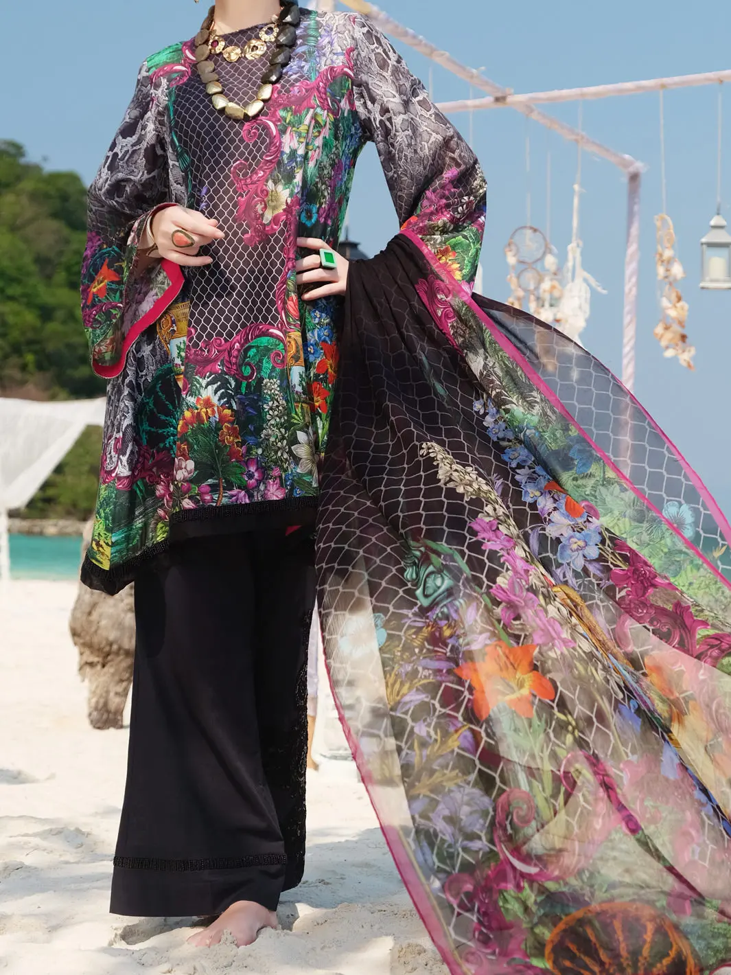 Black Lawn 3Pc Stitched - Alp-3Ps-818 1