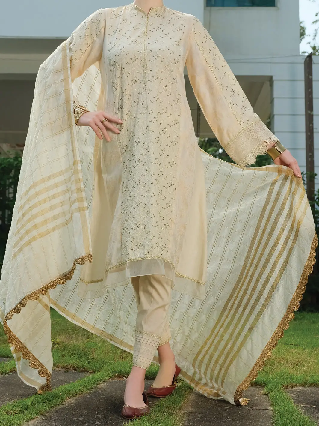 Off White 3Pc Unstitched - Alp-3Ps-826 1