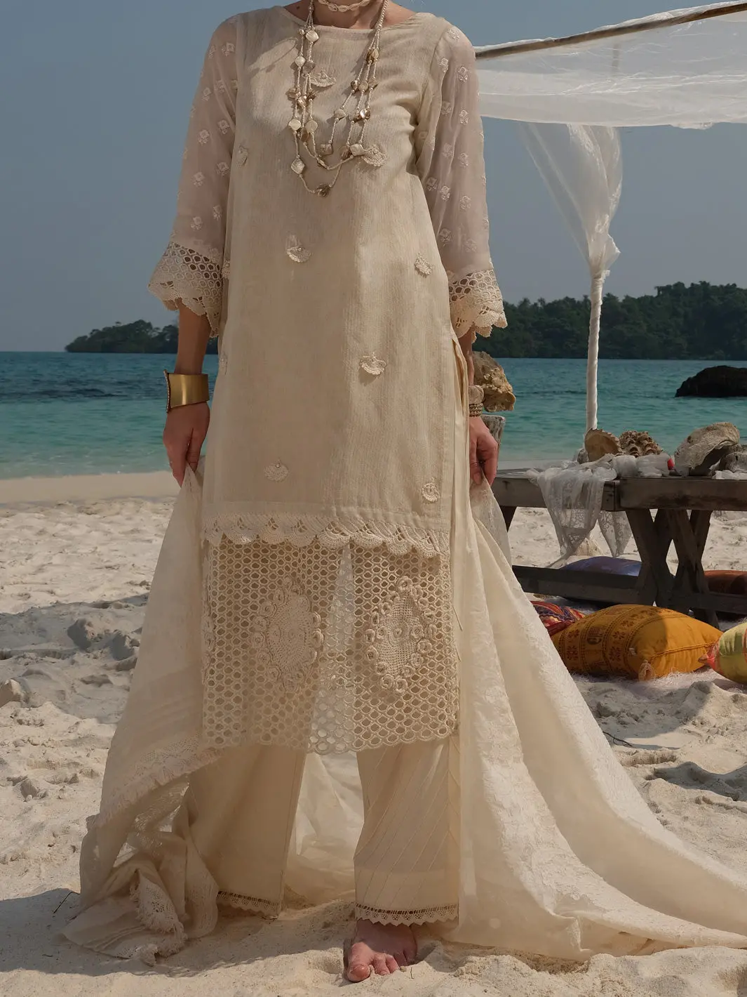 Off White Organza 3Pc Stitched - Alp-3Ps-834 1