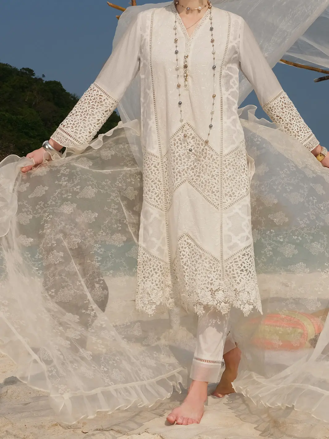 White Organza 3Pc Unstitched - Alp-3Ps-835 1