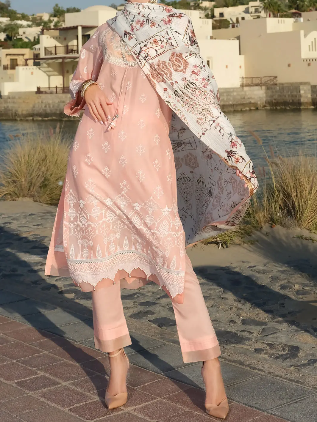 Pink Lawn 3Pc Unstitched - Alp-3Ps-891 1