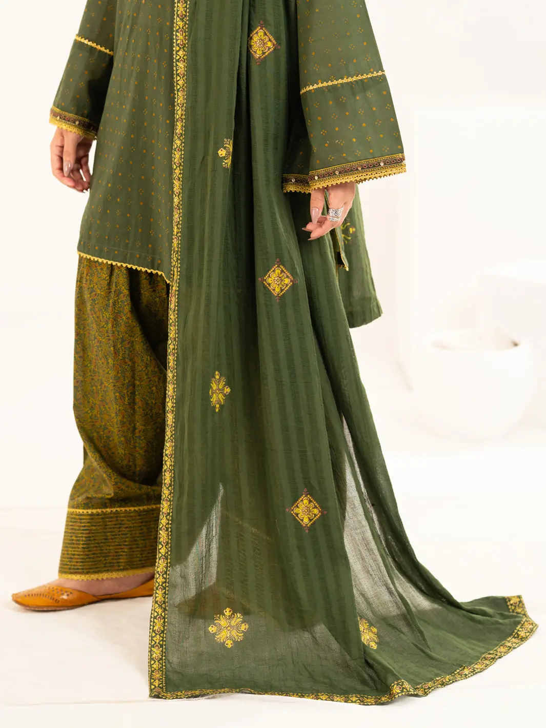 Mehndi Green Dobby Stole - Alp-St-2336A 1
