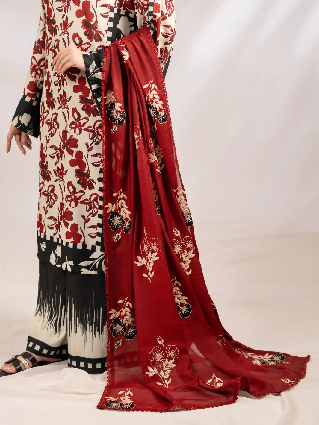Maroon Zari Lawn Casual Dupatta - Alp-St-2339 1