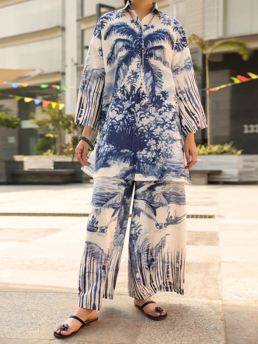 Ivory Lawn 2Pc Stitched - Alp-2Ps-Lks-2528 1