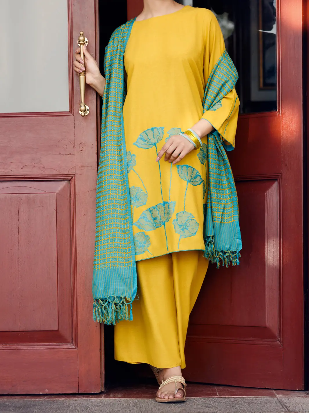 Mustard Light Khaddar 3Pc Stitched - Awp-3Ps-775 1
